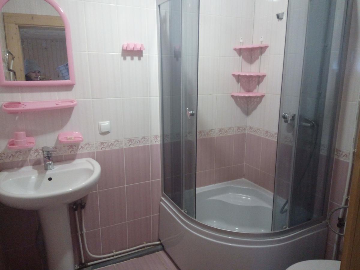 Edelveys Hotel Ворохта Екстериор снимка