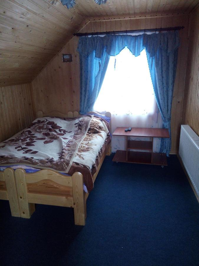 Edelveys Hotel Ворохта Екстериор снимка