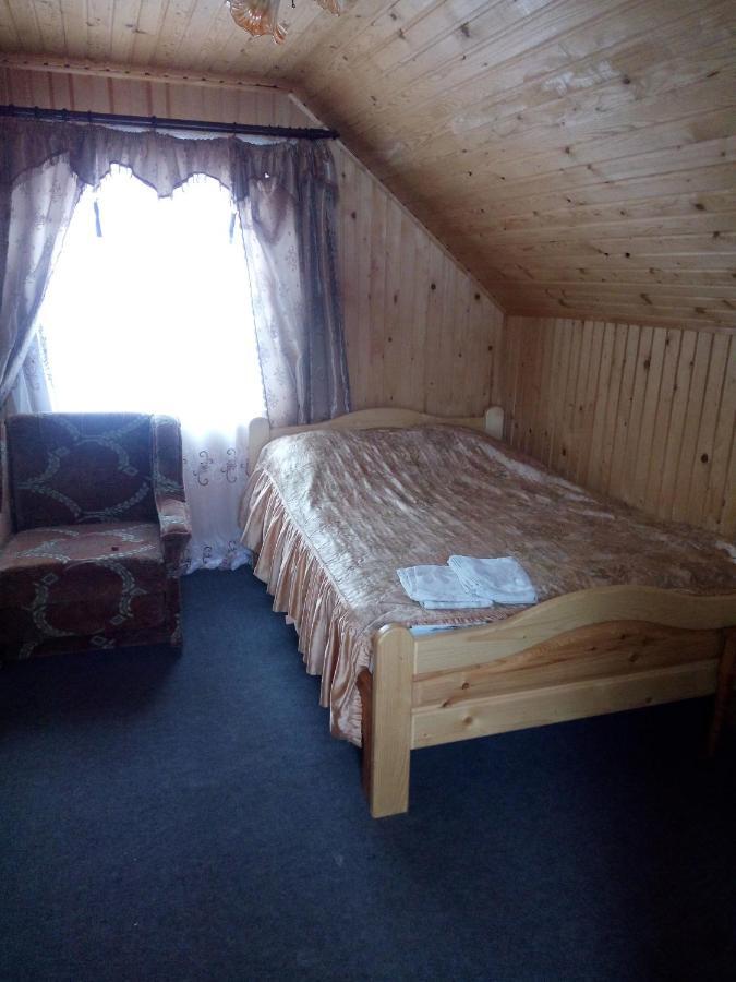 Edelveys Hotel Ворохта Екстериор снимка