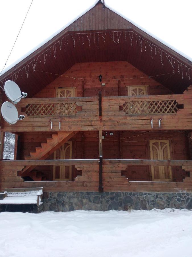 Edelveys Hotel Ворохта Екстериор снимка
