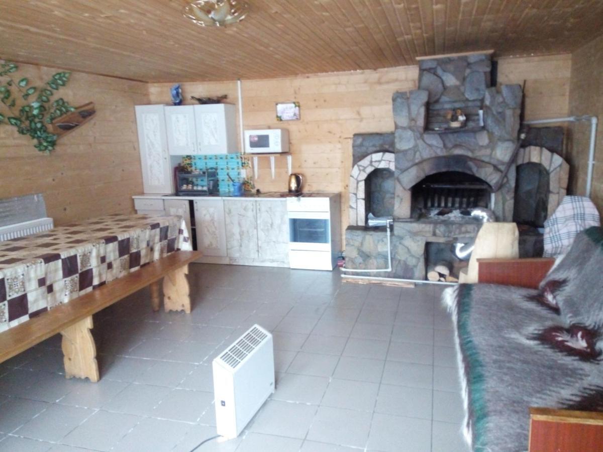 Edelveys Hotel Ворохта Екстериор снимка